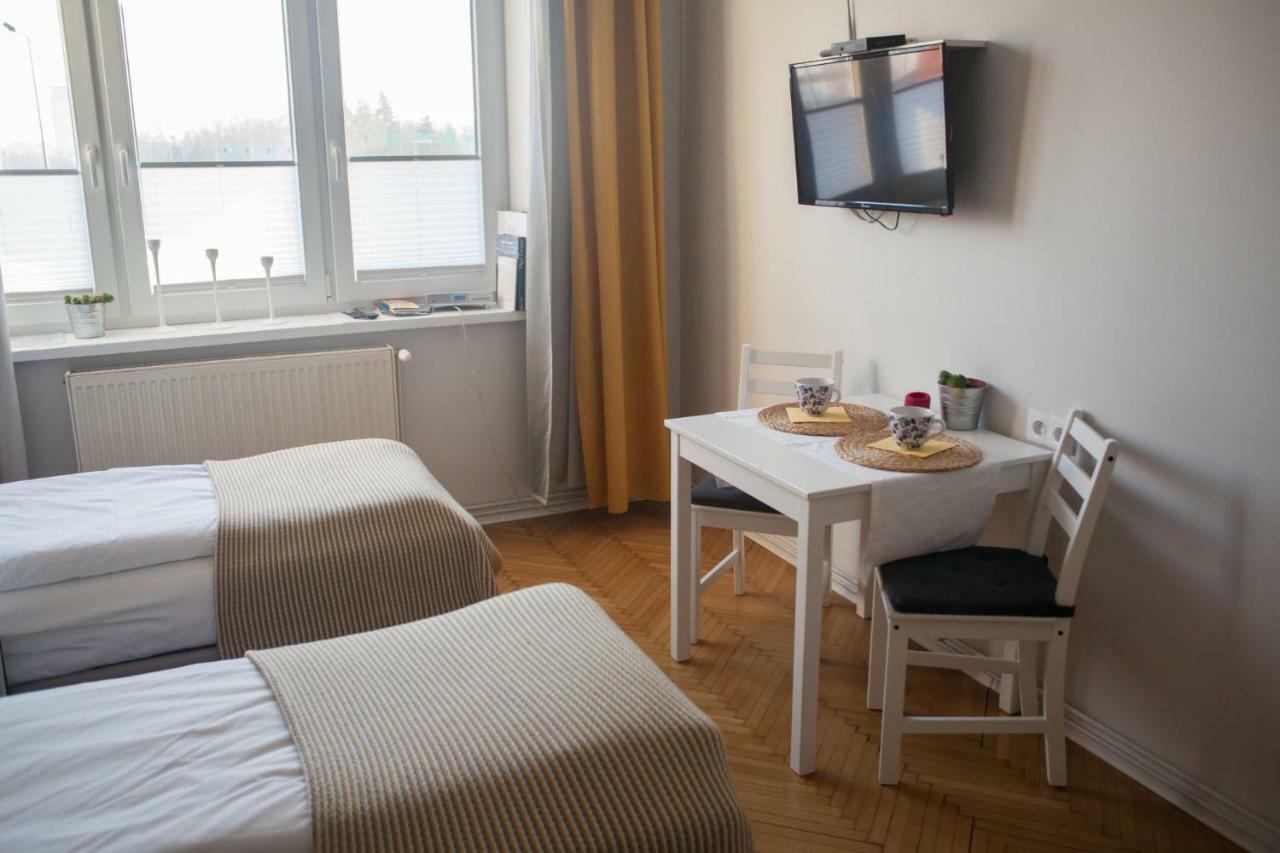 Rondo Mogilskie Apartment Krasków Exterior foto