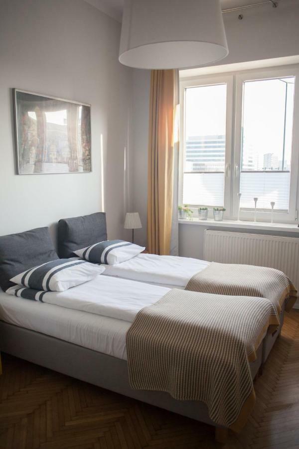 Rondo Mogilskie Apartment Krasków Exterior foto